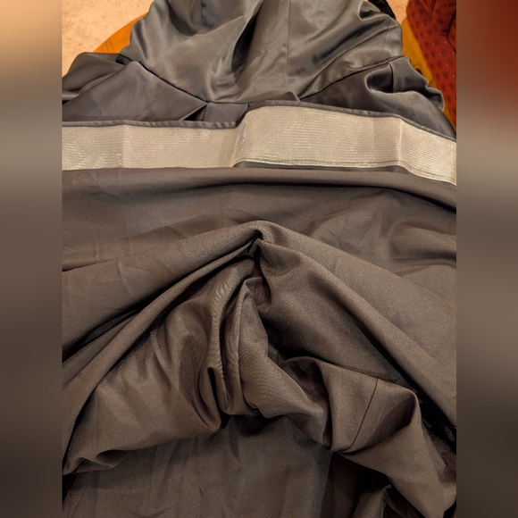 Hebeos Black One-Shoulder Floor Length Gown, Size M - NEW - Picture 6 of 14